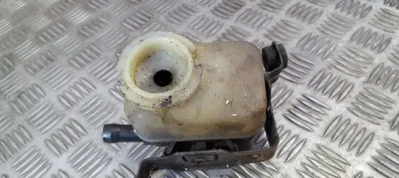 Power steering fluid tank/reservoir