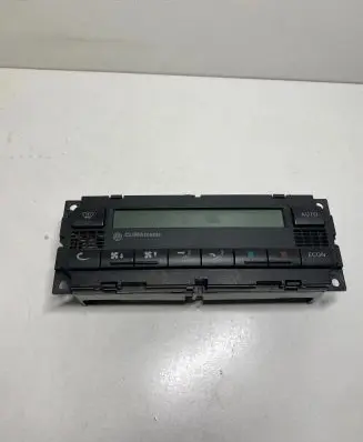 Volkswagen Golf IV Climate control unit