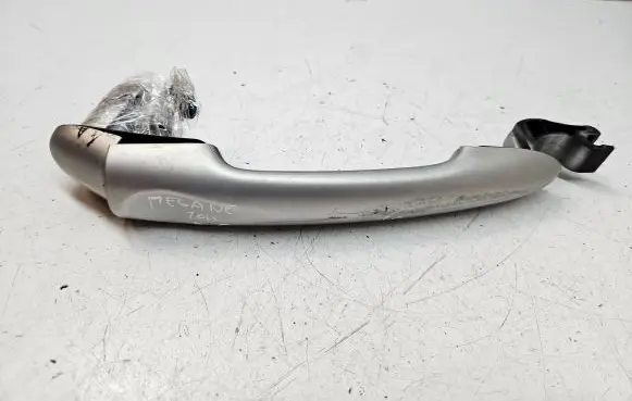Renault Megane III Rear door exterior handle