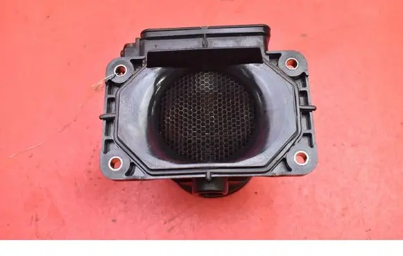 Mitsubishi Outlander Mass air flow meter E5T08271