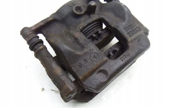 Mercedes-Benz A W176 Front brake caliper