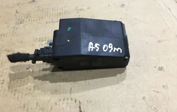 Audi A5 8T 8F Steering wheel lock 8K0905852D