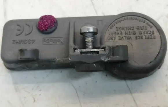 Tire pressure sensor