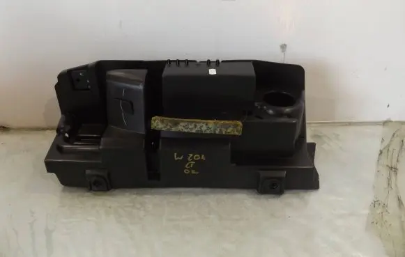 Mercedes-Benz C W204 Other trunk/boot trim element