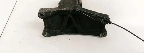 Nissan Primera Engine mount bracket 112222F601
