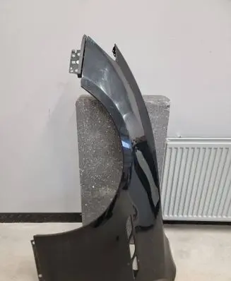 Maserati Ghibli Fender 