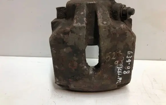 BMW 5 E39 Front brake caliper