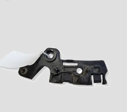 Renault Megane III Front bumper mounting bracket 620940001R