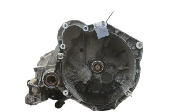 Manual 5 speed gearbox