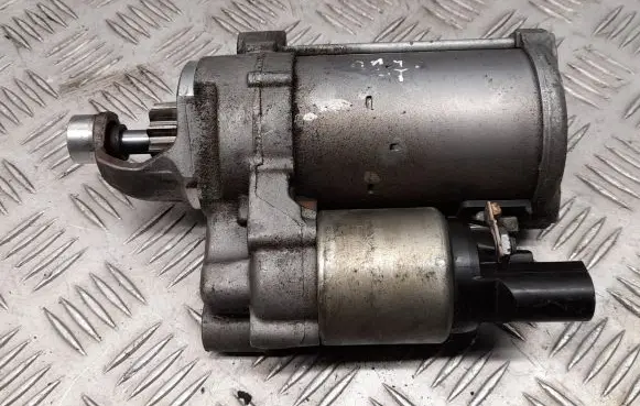 Audi A4 S4 B9 Starter motor 06L911021