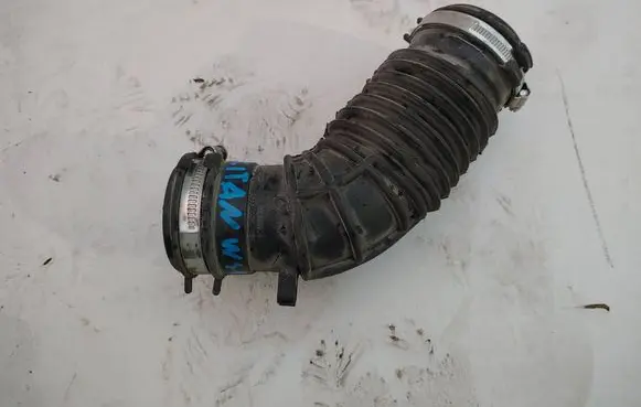 Air intake hose/pipe