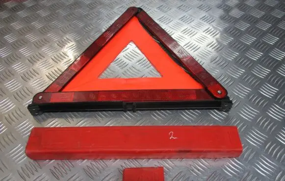 Seat Leon (1P) Emergency warning sign 