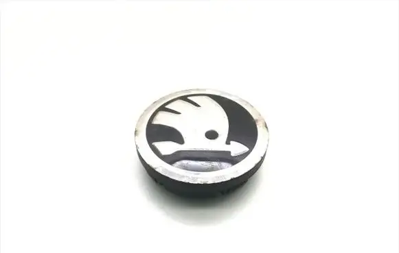 Skoda Fabia Mk1 (6Y) Original wheel cap 5JA601151