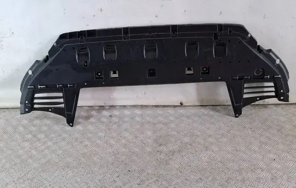 Opel Combo E Front bumper skid plate/under tray 9825323580