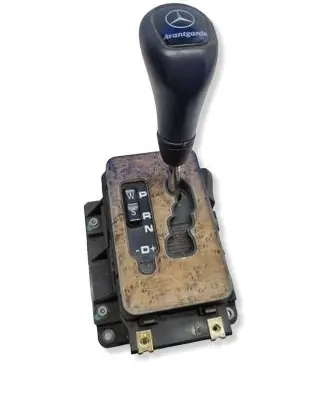 Mercedes-Benz E W210 Gear selector/shifter in gearbox 210267075
