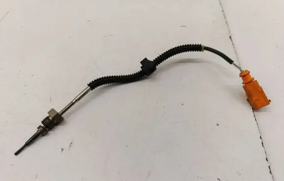 Audi A6 Allroad C7 Exhaust gas temperature sensor 8K0906088A