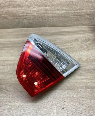BMW 3 E90 E91 Tailgate rear/tail lights 6937460