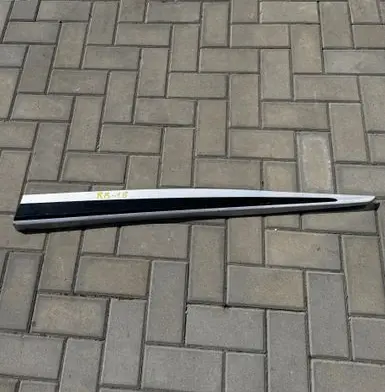 Toyota Yaris Front door trim (molding) 757310D200 PPTEFTD20