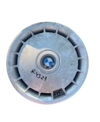 BMW 5 E34 R15 wheel hub/cap/trim 36131129843