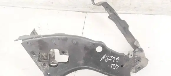 Headlight/headlamp mounting bracket