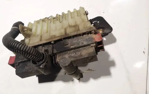 Opel Zafira A Coolant fan relay 6140144aa 09136989