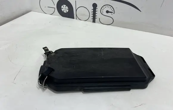 Mercedes-Benz SL R231 Fuse box cover A2315400282