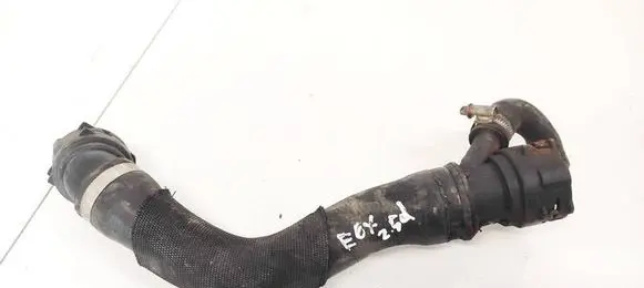 BMW 5 F10 F11 Engine coolant pipe/hose 7789742