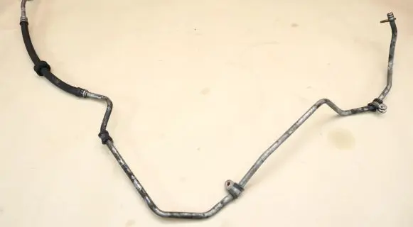 Mercedes-Benz SLK R171 Gearbox oil cooler pipe/hose 