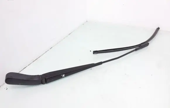 Volvo S60 Windshield/front glass wiper blade 231182349
