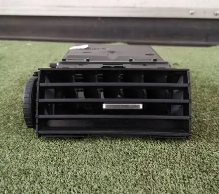 Ford C-MAX I Dash center air vent grill 3M51R014L21AE
