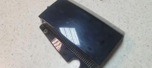 Rear/tail light trim molding