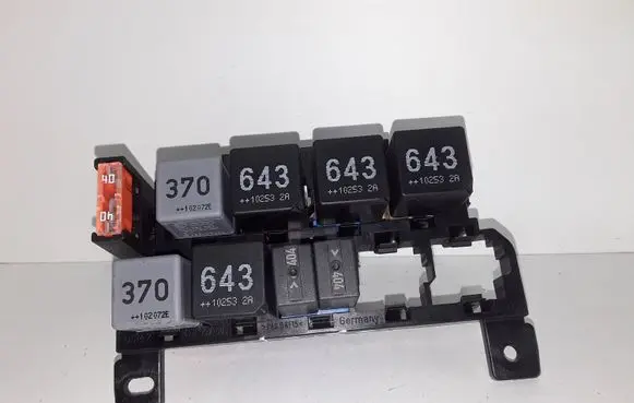 Audi A6 S6 C6 4F Other relay 4F0937503