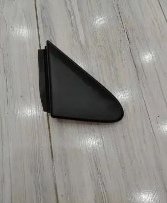 Renault Clio III Fender end trim 8200357711