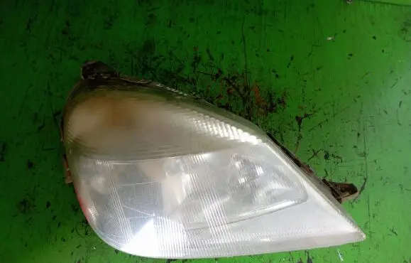 Mercedes-Benz Vaneo W414 Headlight/headlamp A4148200161