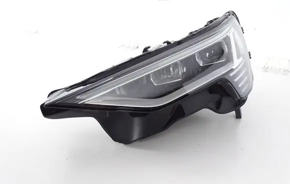 Audi Q8 e-tron Headlight/headlamp 4KE941039