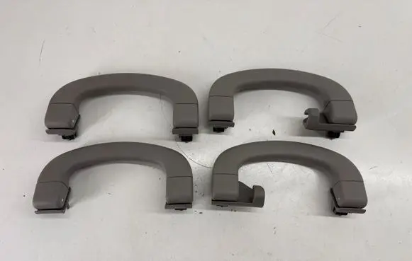 Alfa Romeo Stelvio A set of handles for the ceiling 156122887 156143755 156143763