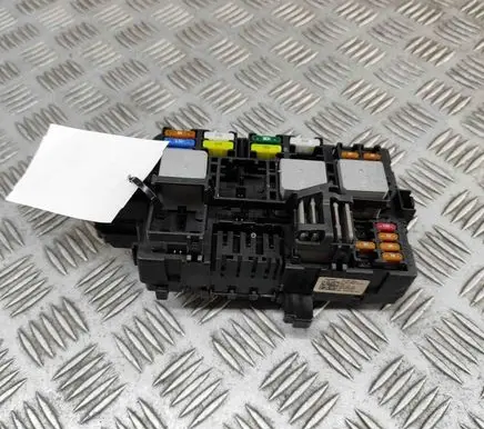 Mercedes-Benz GLE W167 Fuse module A1679067303
