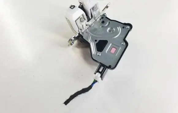 Suzuki SX4 S-Cross Tailgate/trunk/boot lock/catch/latch