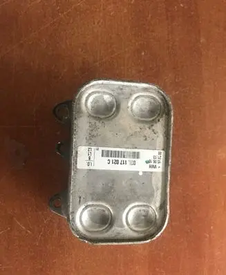 Skoda Fabia Mk2 (5J) Engine oil radiator 03L117021C