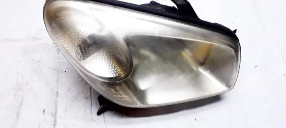 Toyota RAV 4 (XA20) Headlight/headlamp hcr161 hcr-161