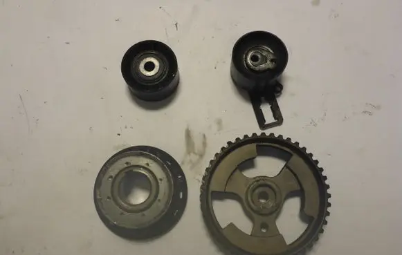 Citroen C5 Timing chain sprocket 9657477580