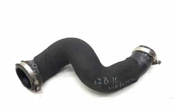 Intercooler hose/pipe
