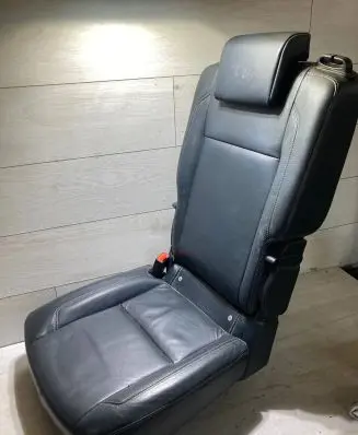 Rear seat