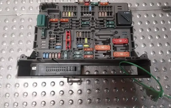 Fuse box set