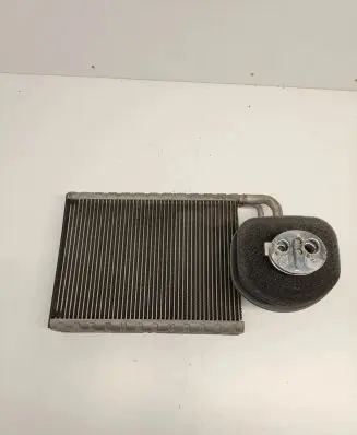 Air conditioning (A/C) radiator (interior)