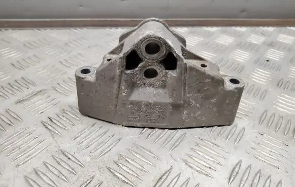 Porsche Cayenne (92A) Gearbox mounting bracket 7L8399649
