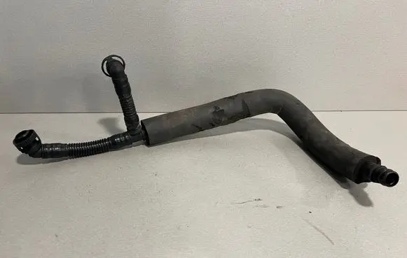 BMW 3 E90 E91 Breather/breather pipe/hose 7559528