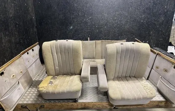 Mercedes-Benz 250 280 W108 Seat set