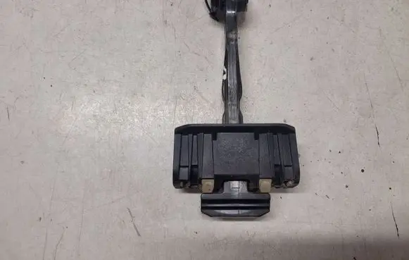 BMW 3 E90 E91 Front door check strap stopper