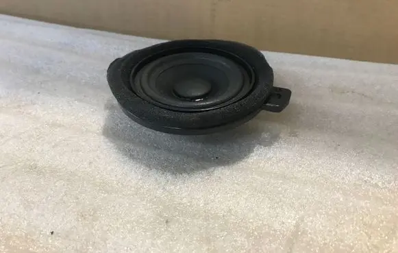 Volvo V60 Front door speaker 31456872